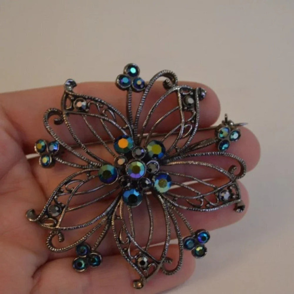 Large Floral Brooch Rhinestone Vintage Jewelry Statement Piece - Picture 6 of 10